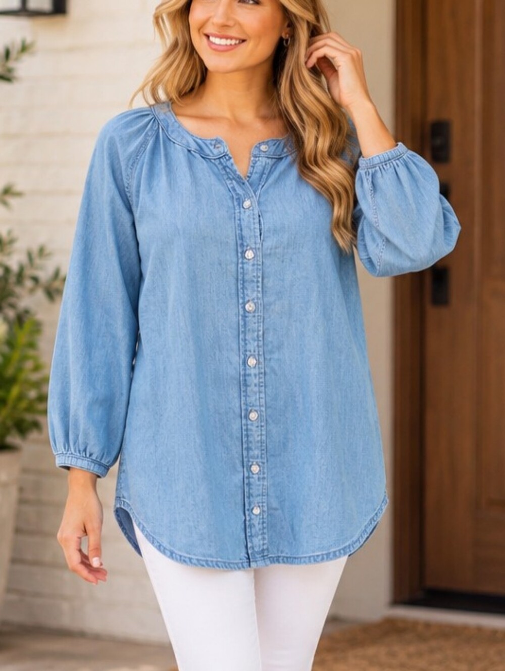 Universal Thread Light Wash Denim Tunic Top – Size S – NWT